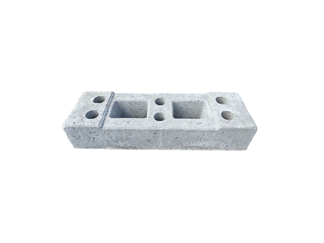 a frontview of the Concreteblock 35kg on a white background