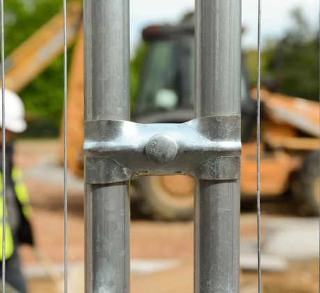 Electro-galvanised standard coupler connecting two temporary fencing panels