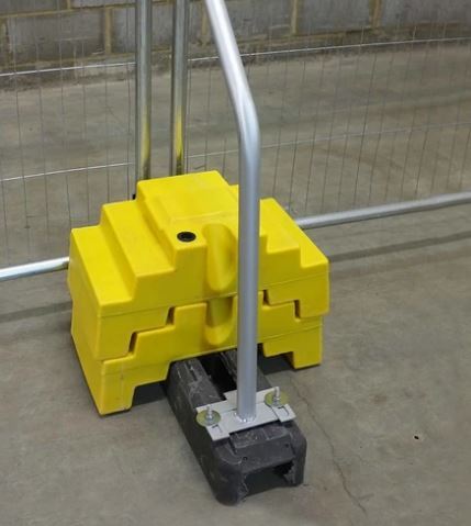 Abgewinkelte Stützstrebe